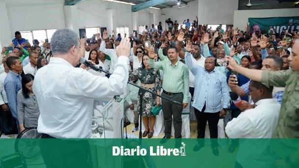 ¡Inaudito! Leonel Fernández Juramenta PRM y PLD en San Cristóbal