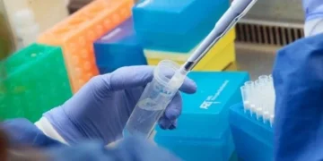 Tu Saliva Esconde el Secreto del Cáncer de Cabeza y Cuello