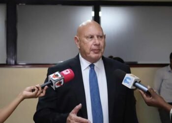 PRM Confirma Salarios Congelados y Anuncia ¡Reforma Fiscal!