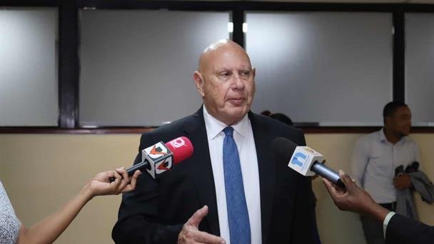 PRM Confirma Salarios Congelados y Anuncia ¡Reforma Fiscal!