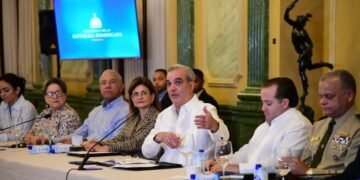 Abinader: ¡Turistas Bienvenidos, Delincuentes Fuera!