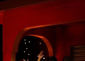 ¡Mega Éxito! Bad Bunny atrae 15K turistas a RD y llena hoteles al 95%