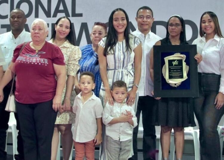 Monte Plata Imparable: Liderazgo Absoluto en Taekwondo