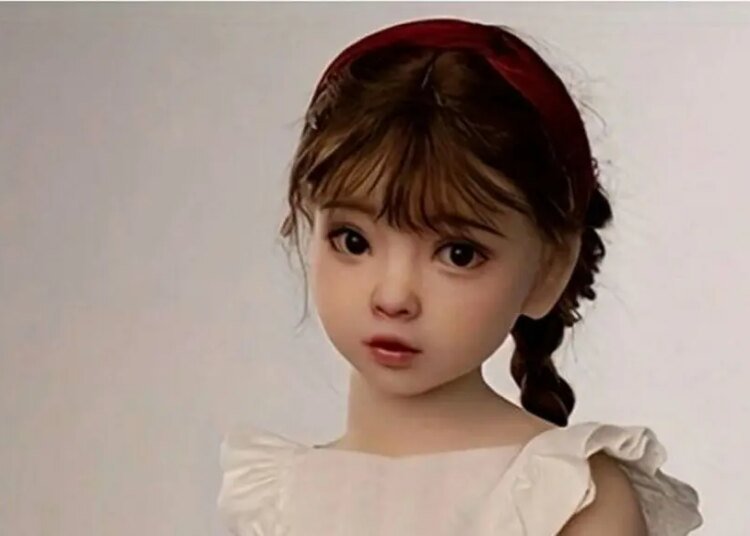 Shein bajo la lupa: Francia investiga muñecas sexuales para niños