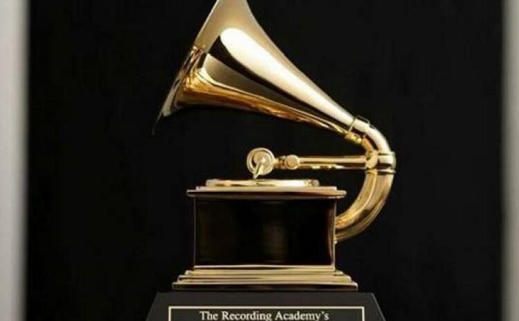 Latin Grammy 2025: La Guía Esencial para Ver la Ceremonia y No Perderte Nada
