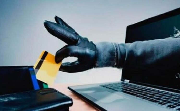 Mientras el Fraude Digital Desciende, el Fraude de Identidad se Dispara: ¡Atención País!