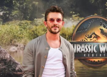 ¡Histórico! Jonathan Bailey fue coronado el Hombre Más Sexy del Mundo 2025 por People