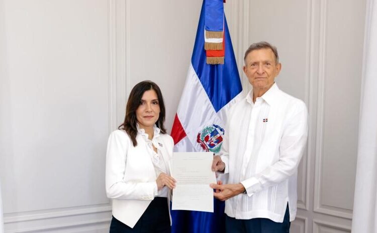 Leah Campos: Credenciales ante Canciller Álvarez sellan su rol como Embajadora