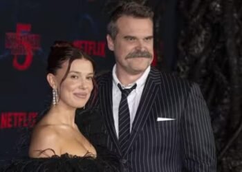 Millie Bobby Brown y David Harbour: El abrazo de ‘Stranger Things’ que desafía la polémica por denuncia