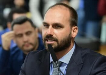 Eduardo Bolsonaro imputado por sabotear el caso de golpe contra su padre