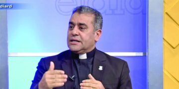 Rector UCNE destapa: Estudiantes devoran información sin filtro crítico