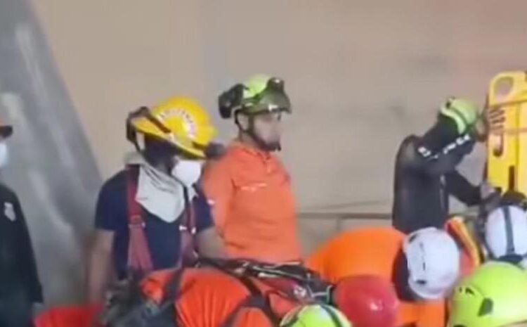 Milagro en Cementera de Santiago: Rescatan a 2 Trabajadores tras Derrumbe