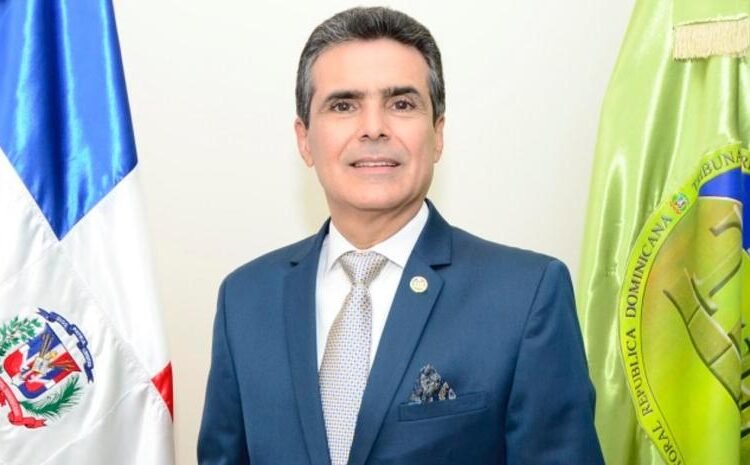 ¡Choque de Poderes! Juez del TSE pide iniciativa legislativa directa ante el Congreso