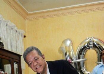 Leonel Fernández de luto: Confirma muerte de su tía Elsa y expresa conmovedora gratitud