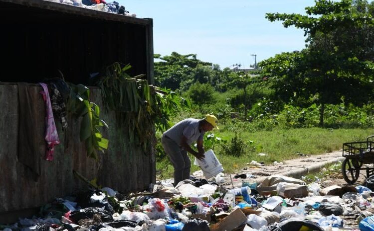 ¡Alerta Sanitaria en El Almirante Caña! Basura y filtrante colapsan la salud
