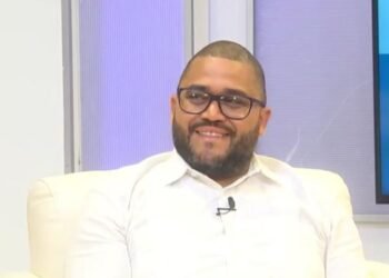 Escándalo: Ex-regidor de Boca Chica con lazos narco, ¡empleado del Programa Supérate!