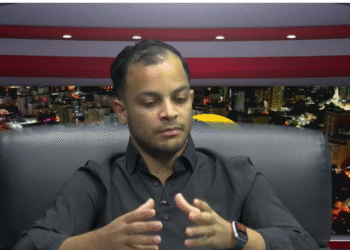 Joven Genio Diseña Catamarán Rompedor: La Solución Definitiva al Sargazo en Mar Abierto