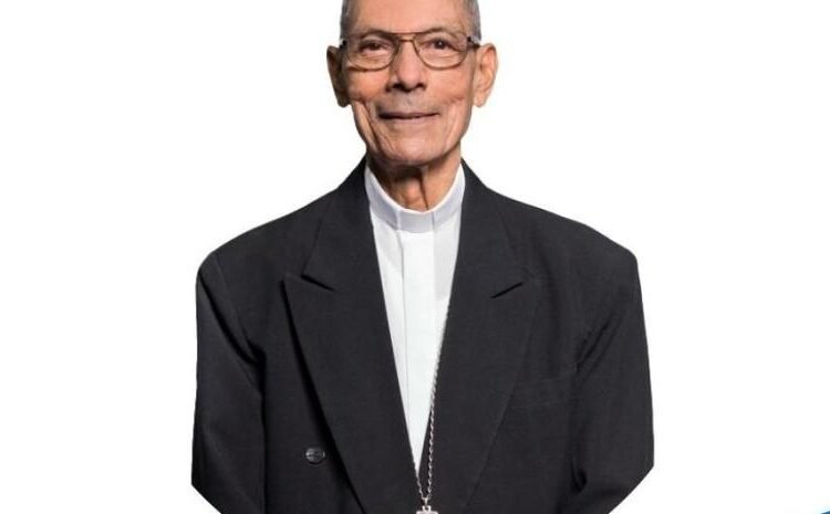 ¡Urgente! Monseñor Rafael Felipe Núñez en estado crítico y lucha por su vida