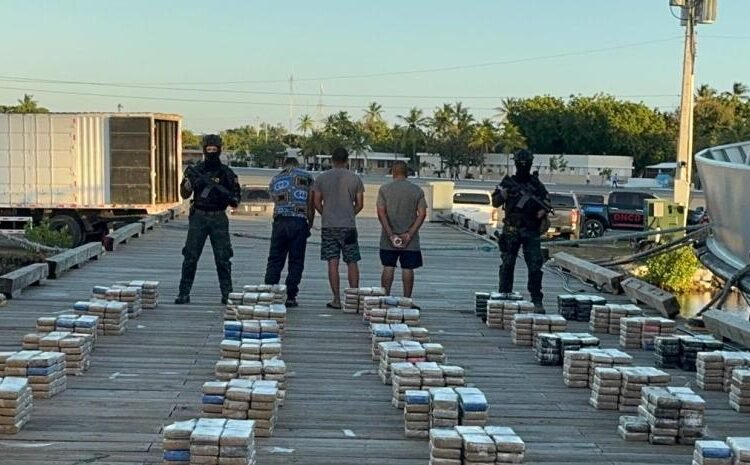 CAEN 1.5 TONELADAS de Cocaína en Baní: Tres Hombres Arrestados en Golpe al Narcotráfico
