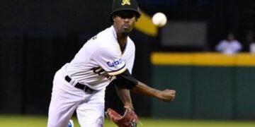 ¡Águilas Cibaeñas Imparables! 4-2 a Licey para blindar la cima