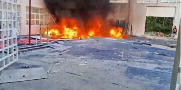 Chispa de soldadura + colchón: ¡Fuego voraz devora instalaciones!