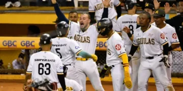 ¡Águilas y Toros: Doble barrida LEGENDARIA!