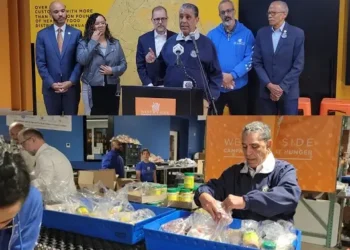 Trump, obligado a financiar cupones de alimentos