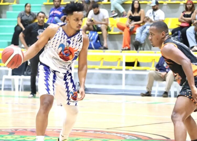 Quisqueya y Titanes: ¡Empate de gigantes en la cima!