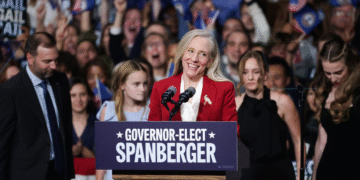 ¿Spanberger Gobernadora en Virginia? El terremoto político DEMÓCRATA que se avecina