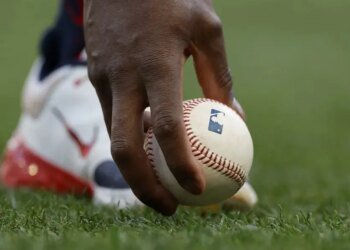 MLB y Guardianes unen fuerzas con autoridades por acusaciones a Clase y Ortiz