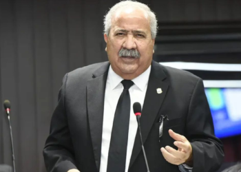 Diáspora Dominicana en Bogotá: ¡Su Consulado es Un Éxito APLAUDIDO!