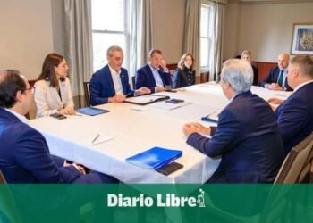 Luis Abinader y CEO de Mysilicon Compass: Trazando el futuro tecnológico de RD