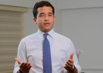 Omar Fernández encuentra la fórmula para blindar salarios