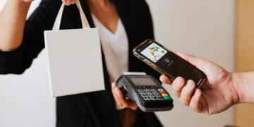 América Latina Frena 1.8 Millones de Ciberataques Bancarios: Defensa Histórica