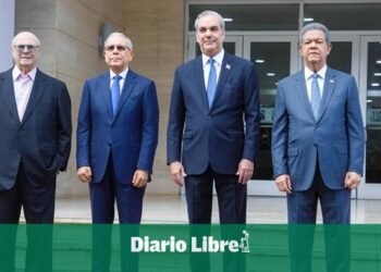 Sociólogo fulmina la omnipresencia de expresidentes: ¿Cuándo se van?