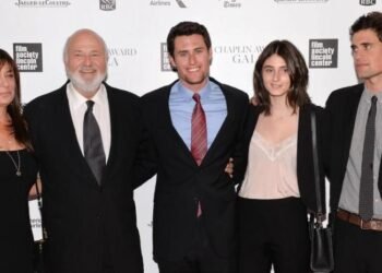 Hijo de Rob Reiner arrestado sin fianza por asesinato de director y su esposa