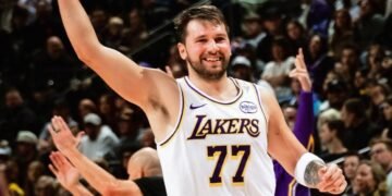 Lakers Imparables: Séptima Victoria Consecutiva los Afianza en la Cima