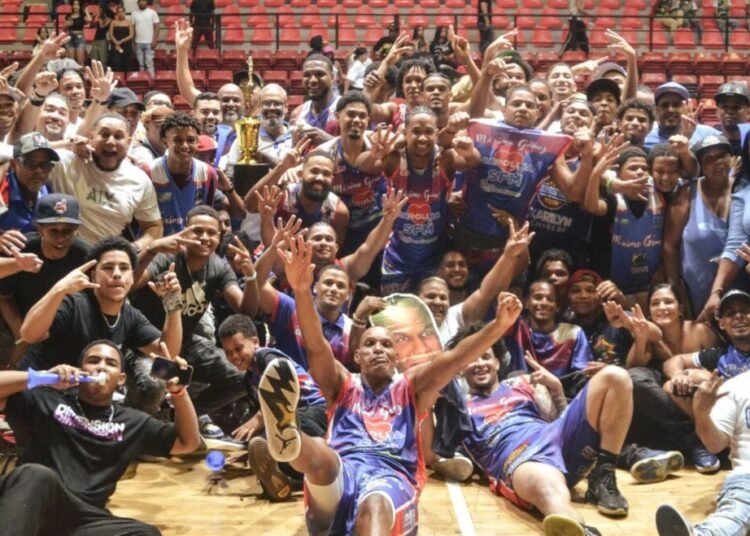 ¡Máximo Gómez Se Corona Campeón del Torneo de Basket en San Francisco