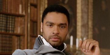 El DUQUE de Bridgerton, Regé-Jean Page, Estrena Serie de Suspense Erótico en Netflix