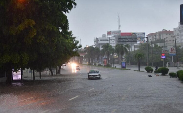 ¡Atención Nochebuena! Alerta de lluvias sorpresa: Tu Navidad con paraguas