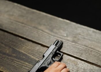 Riñas de Policía y Militar Dejan 2 Muertos en Los Alcarrizos y Monte Plata