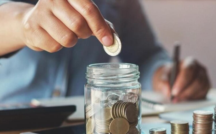 Ahorrar con Sueldo Mínimo: El Hábito Viral que Transformará tus Finanzas