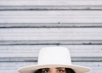 ¡No te lo pierdas! Covi Quintana cantará los 4 domingos de diciembre en Casa de Teatro