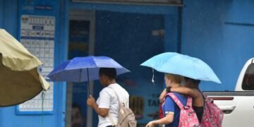 ¡Atención! Vaguada desatará fuertes aguaceros en algunas provincias este lunes