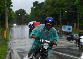 ¡Alerta! Vaguada desata aguaceros en provincias este lunes tarde