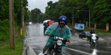 ¡Alerta! Vaguada desata aguaceros en provincias este lunes tarde