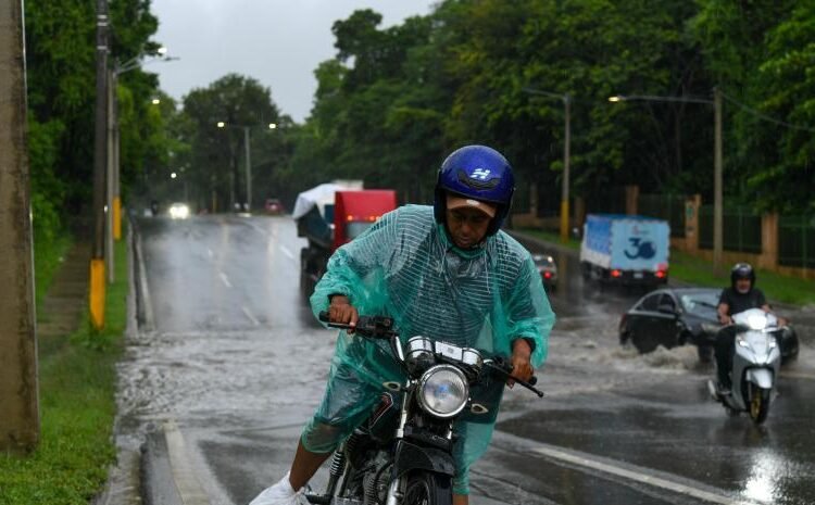 ¡Alerta! Vaguada desata aguaceros en provincias este lunes tarde