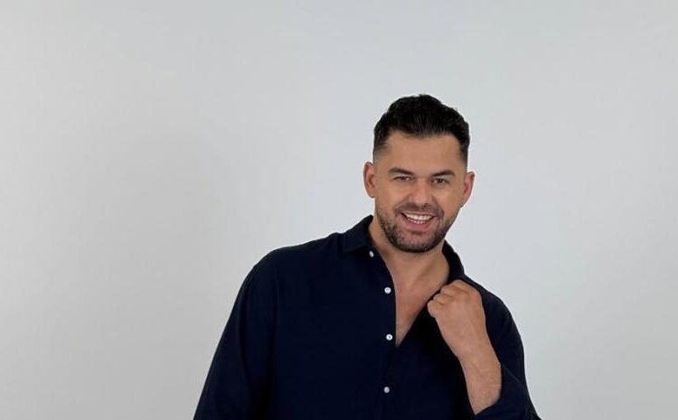 Conmoción Pop: Shpat Kasapi muere a los 40 en brazos de su esposa