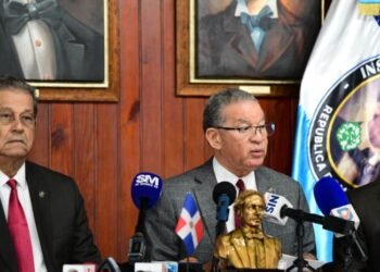 ¡Urgente! Instituto Duartiano advierte: EE.UU. en aeropuertos amenaza la soberanía nacional