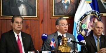 ¡Urgente! Instituto Duartiano advierte: EE.UU. en aeropuertos amenaza la soberanía nacional